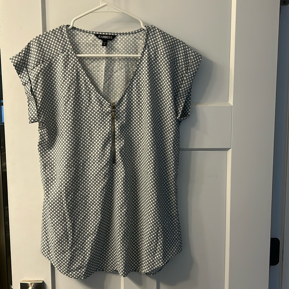 Gray and white dotted shirt